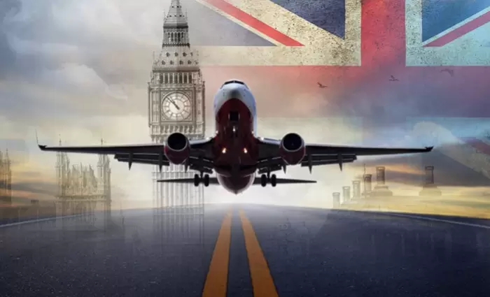 Telegraph: Διαθέσιμα από Μάη τα εμβολιαστικά διαβατήρια για Βρετανούς