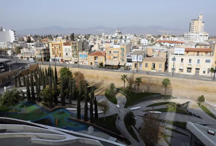 Συνεχίζεται η αστάθεια στις τιμές των ακινήτων στην Κύπρο