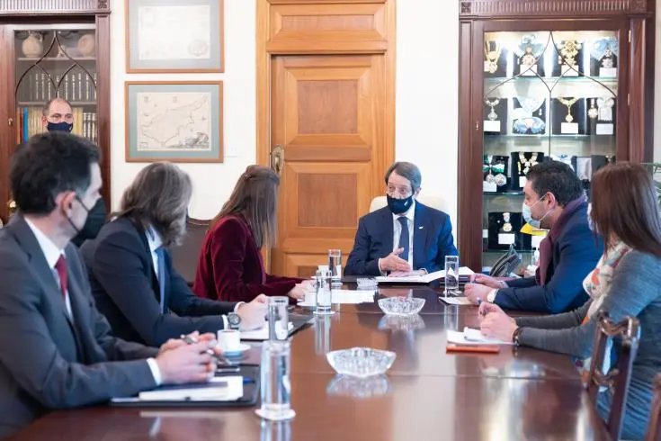 Ανησυχία Προέδρου για καθυστερήσεις στα έργα Φυσικού Αερίου