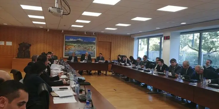 Κινητικότητα εργαζομένων αορίστου στο δημόσιο λόγω ΓεΣΥ προωθεί η κυβέρνηση