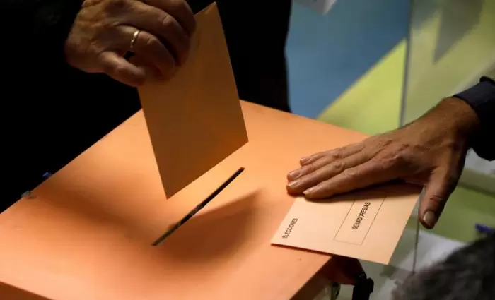 Οι Ισπανοί ξανά σήμερα στις κάλπες