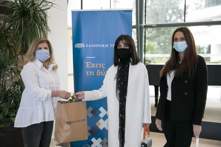 Οικονομική ενίσχυση & ρουχισμός για πρόωρα νεογνά από Ελληνική Τράπεζα