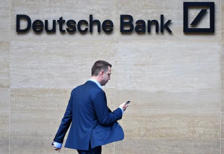Βουτιά έκανε η μετοχή της Deutsche Bank μετά το 