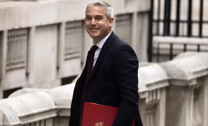 Υπουργείο Brexit: Διασφαλίσαμε τα δικαιώματα των Κύπριων στην Βρετανία