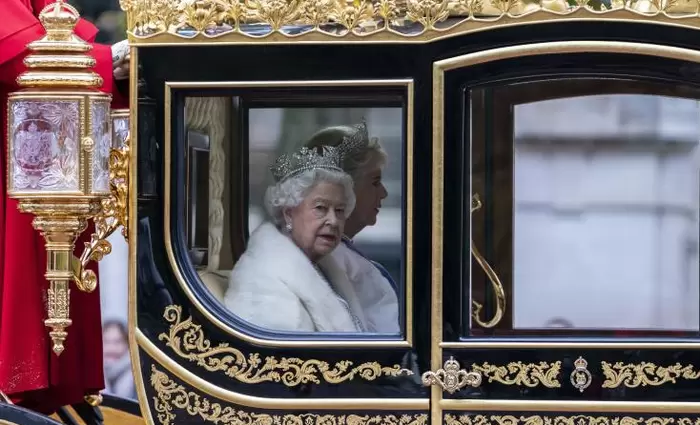 Βασίλισσα Ελισάβετ: Χρονιά αναταράξεων το 2019