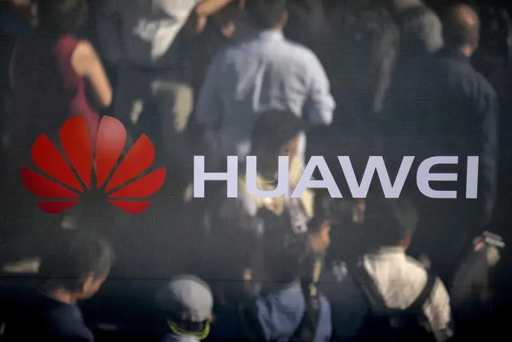 Το Τόκιο θα αποκλείσει τις Huawei και ZTE από τις κρατικές συμβάσεις