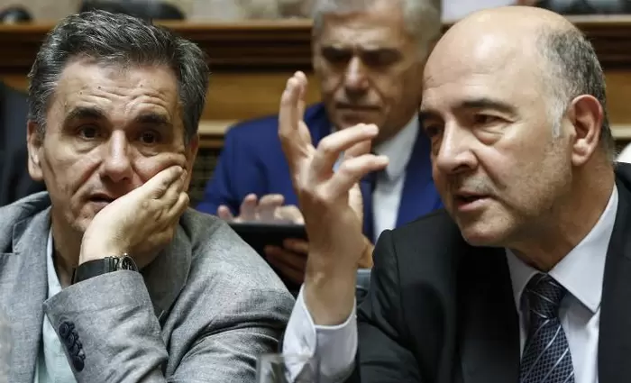 Ελλάδα: Ο Μοσκοβισί χαιρετίζει την κατάργηση της μείωσης των συντάξεων