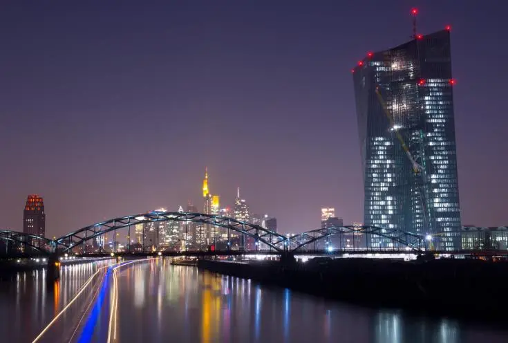 Η ΕΚΤ μείωσε στο -0,5% το επιτόκιο αποδοχής καταθέσεων