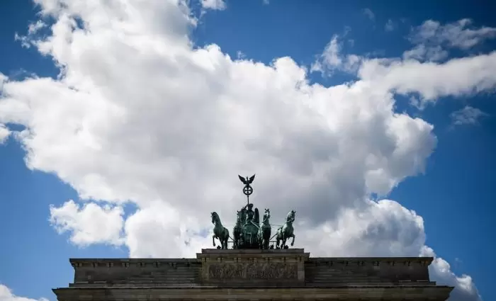 Σε νέο χαμηλό η απόδοση των 10ετών γερμανικών ομολόγων