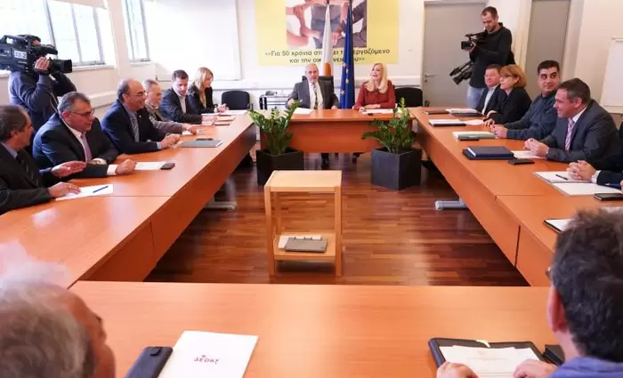 Συντεχνίες: Οι επιχειρήσεις έχουν υποχρεώσεις έναντι των εργαζομένων