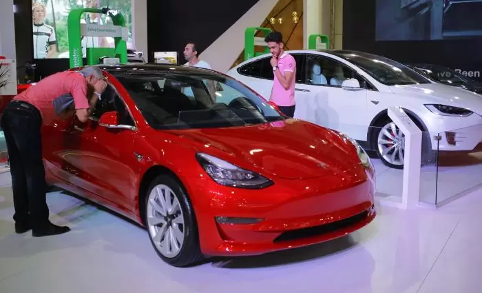 Μόλις το 0,8% των αυτοκινήτων της ΕΕ το 2017 ήταν ηλεκτρικά ή υβριδικά