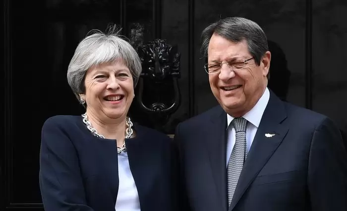 Τηλεφωνικό τετ-α-τετ Αναστασιάδη-Μέι για το Brexit