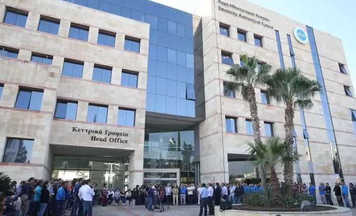 Σε προειδοποιητική στάση εργασίας κατεβαίνουν οι εργαζόμενοι της ΑΗΚ