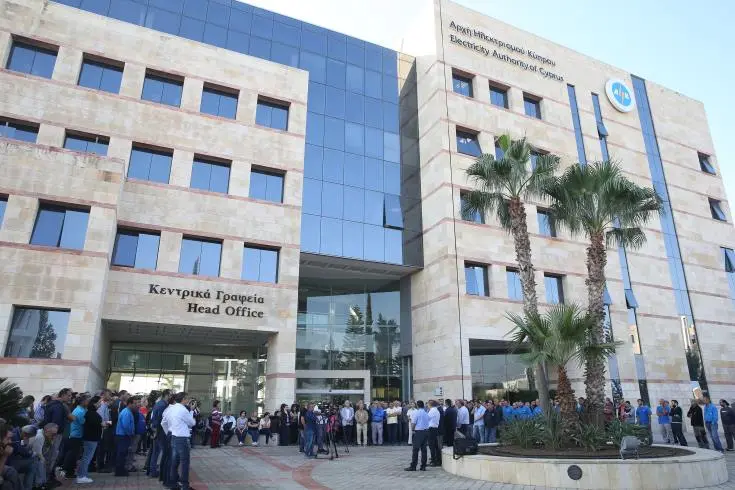 Σε προειδοποιητική στάση εργασίας κατεβαίνουν οι εργαζόμενοι της ΑΗΚ