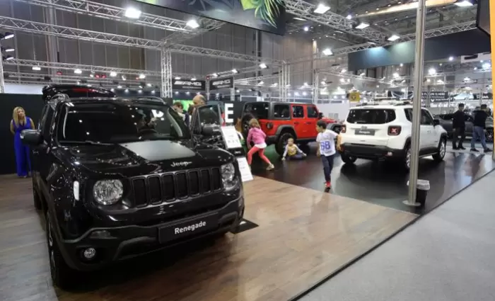 Αύξηση 4,6% σε ετήσια βάση στις συνολικές εγγραφές οχημάτων τον Ιανουάριο