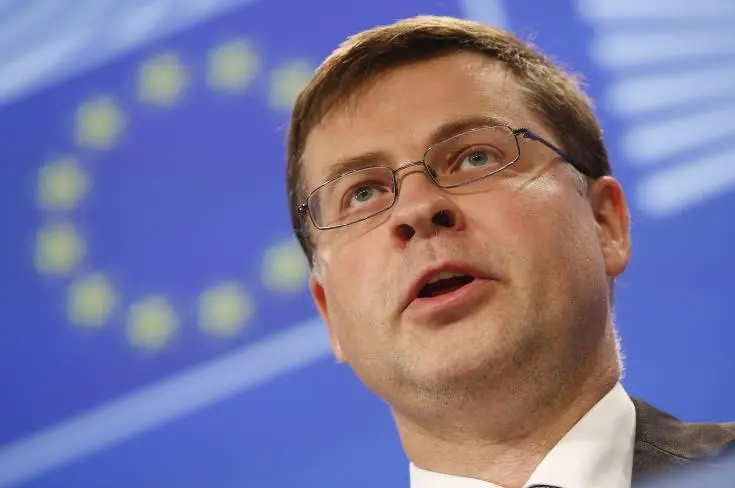 Ντομπρόνβσκις: Ακριβό το ελληνικό πακέτο μέτρων