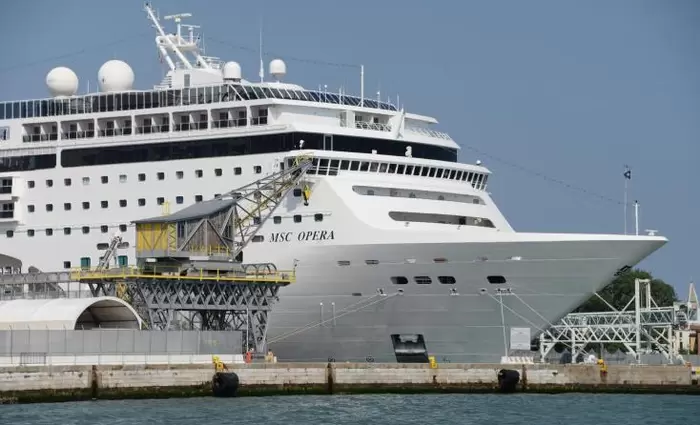 Οι Κάννες σταματούν τον ελλιμενισμό των ρυπογόνων κρουαζιερόπλοιων