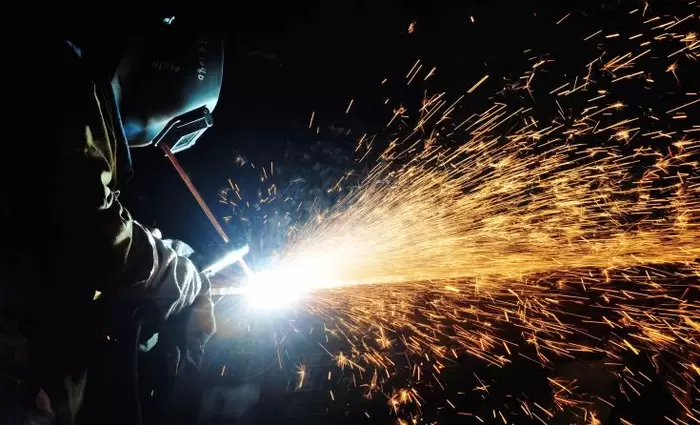 Επιταχύνθηκε τον Ιανουάριο η βιομηχανική παραγωγή