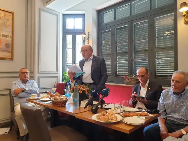 ΟΕΒ: Αποφασισμένη για ανατροπή της απόφασης για τους δημόσιους υπαλλήλους