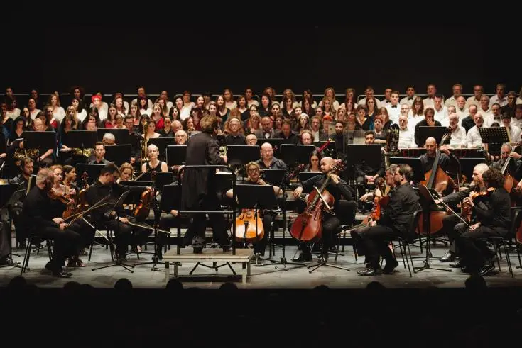 ΥΠΟΙΚ: Το κράτος θα συνεχίζει να στηρίζει το θέατρο Ριάλτο