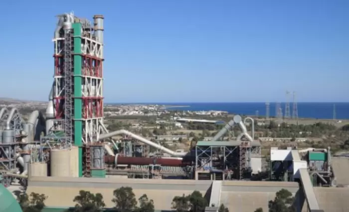 Βοήθεια σε 850 οικογένειες από την Τσιμεντοποιία Βασιλικού