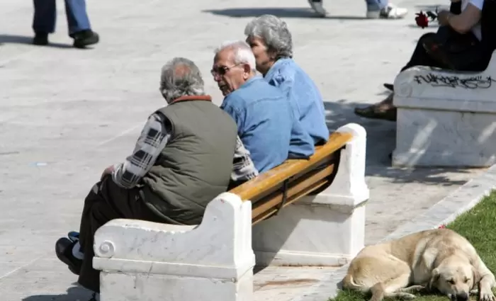 Η ΕΚΥΣΥ ζητάει σύνταξη χηρείας για όλους ανεξαιρέτως τους άντρες χήρους