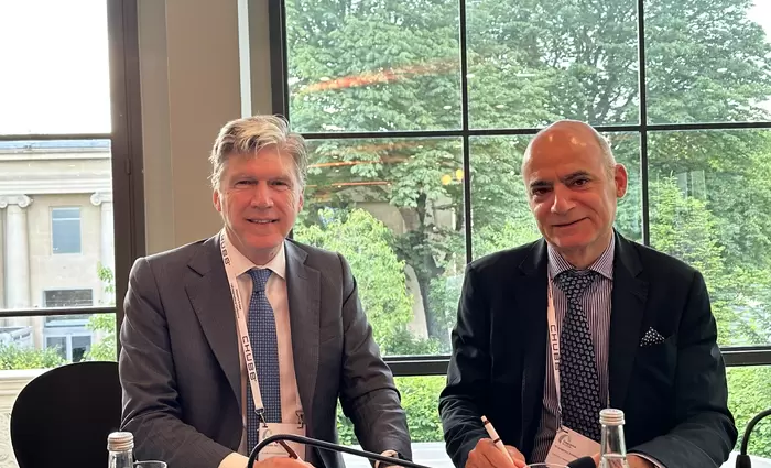 Ενισχύουν την ασφαλιστική βιομηχανία σε Κύπρο και Ελλάδα