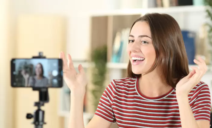 Influencers: Ποιες αλλαγές θα φέρει το 2024 στο μάρκετινγκ