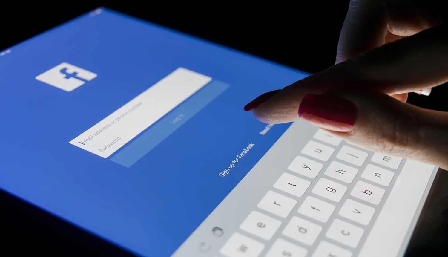 Νέο μεγάλο σκάνδαλο ταλανίζει το Facebook