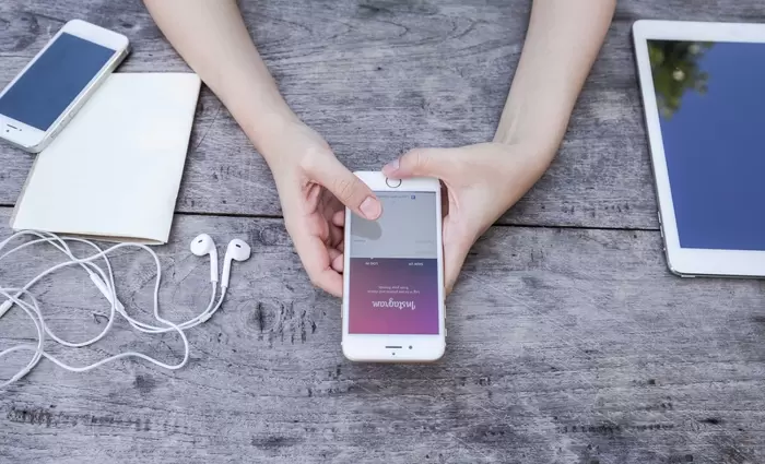 Δύσκολη χρονιά για Apple και Samsung το 2018