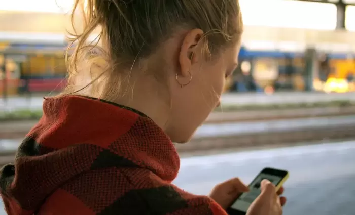 Το Instagram ενεργοποιεί «εργαλεία» για την καταπολέμηση του σεξουαλικού εκβιασμού