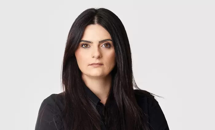 Ιωάννα Φιάκκου: Η γυάλινη οροφή δέχεται ρωγμές