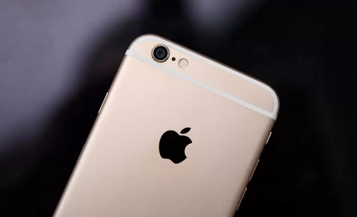 Καταρρέουν οι πωλήσεις των iPhones - Εφιαλτική βουτιά