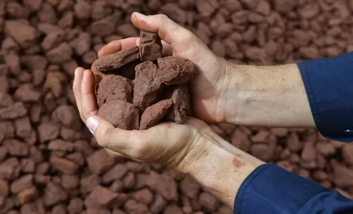 Σε υψηλό έξι εβδομάδων το σιδηρομετάλλευμα - Στα $101 ο τόνος