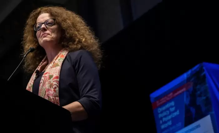 Σνάμπελ: «Αν μου ζητηθεί, είμαι έτοιμη να αναλάβω την προεδρία της ΕΚΤ»