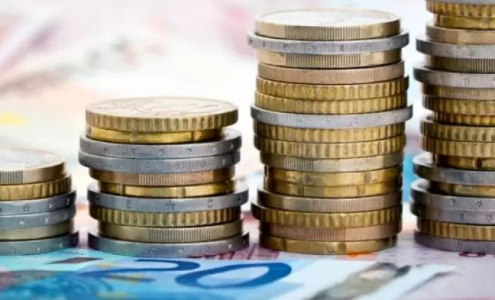 Ισοσκελισμένο το ισοζύγιο τρέχουσων συναλλαγών