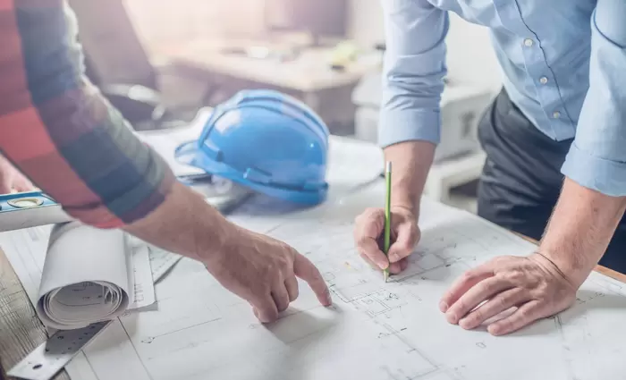 Βγάζουν οικοδομικές άδειες και περιμένουν...