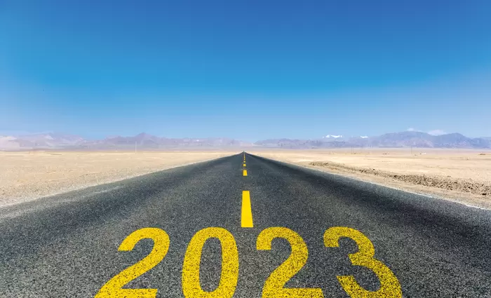 Θετικές προοπτικές για το 2023 αλλά παραμονεύουν κίνδυνοι...