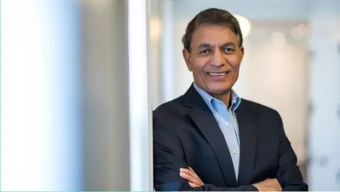 65χρονος CEO πουλάει την εταιρεία του και κάνει το 88% των υπαλλήλων του εκατομμυριούχους
