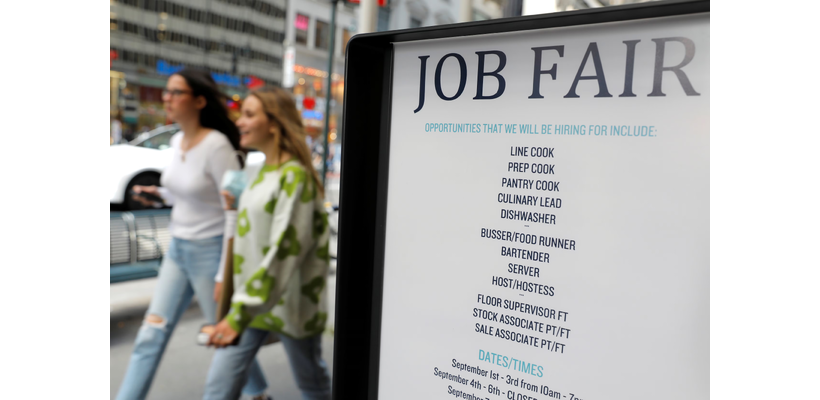 Νέο κύμα απολύσεων από τις αμερικανικές επιχειρήσεις – «Κόβουν» 2.500 θέσεις εργασίας την εβδομάδα