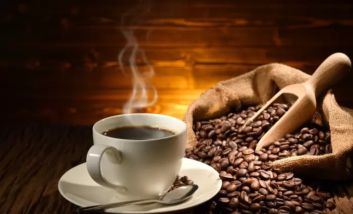 Ελλάδα: Μονιμοποιούνται οι μειωμένοι συντελεστές ΦΠΑ 13% σε ταξί και καφέ