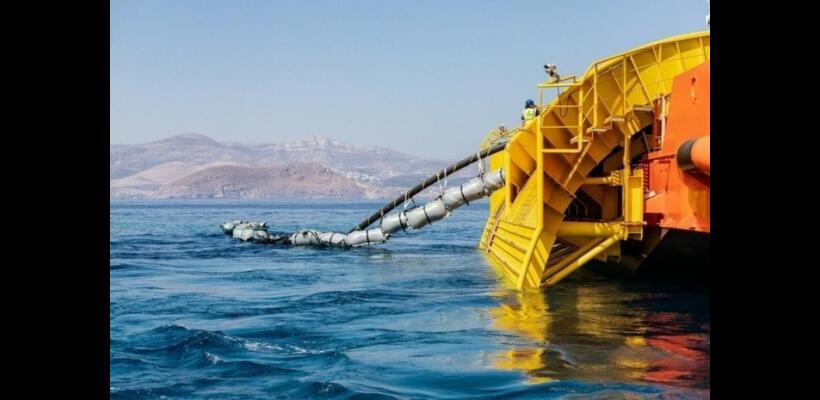 Παπασταύρου: Νέο μήνυμα προς τη Λευκωσία για το καλώδιο