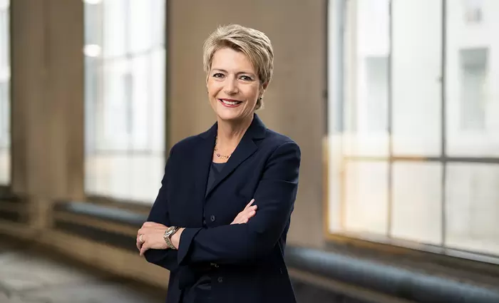 Η «σιδηρά κυρία» της Ελβετίας που έσωσε την Credit Suisse