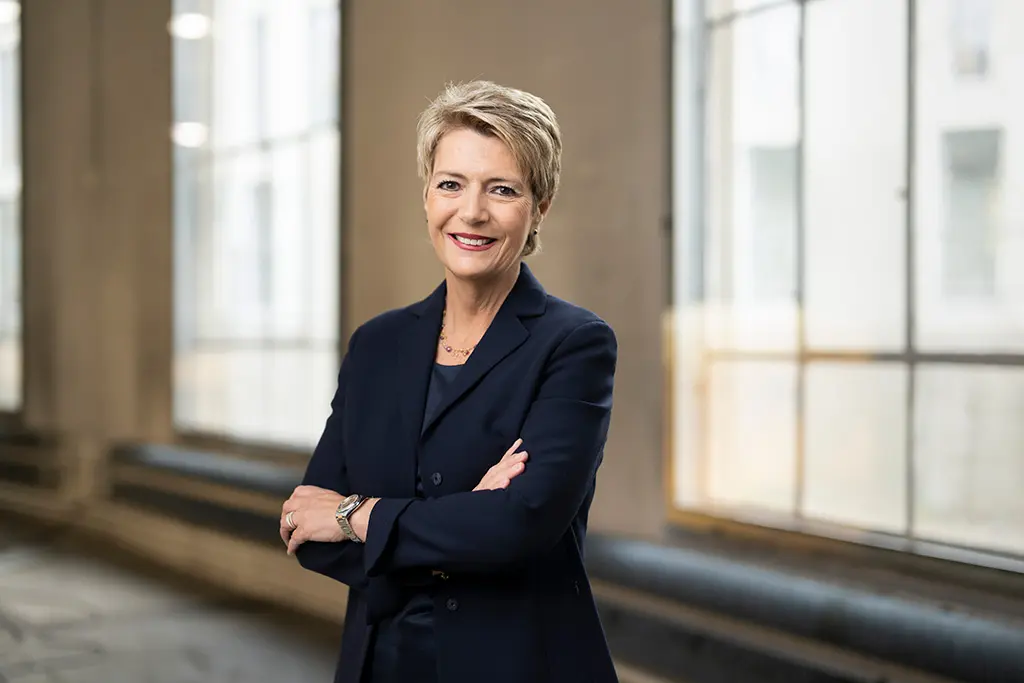 Η «σιδηρά κυρία» της Ελβετίας που έσωσε την Credit Suisse