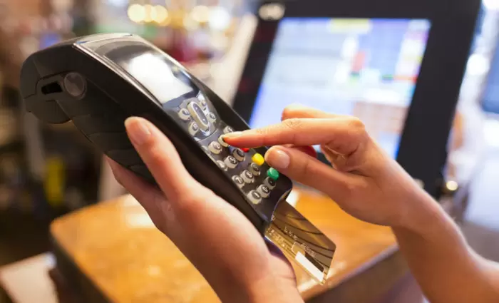 Ρωσία: Αυξήθηκαν κατά 280% οι απάτες με κάρτες πληρωμών