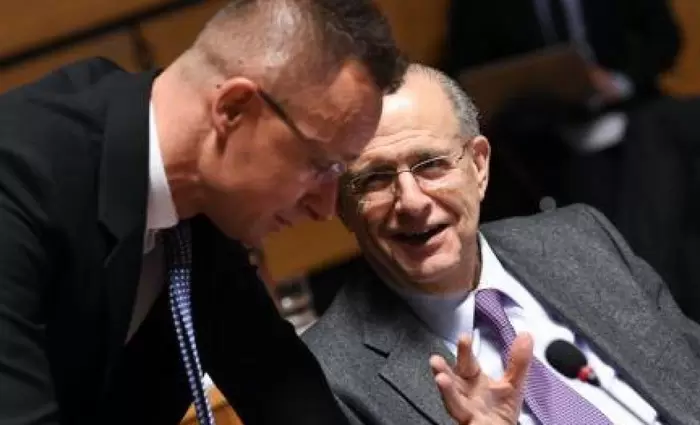 Στην ατζέντα η βίζα για Ρώσους στις συναντήσεις Κασουλίδη