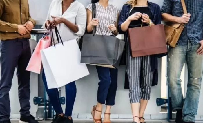 Έρευνα: Γιατί μειώνεται η εμπιστοσύνη των καταναλωτών σε εταιρείες και προϊόντα;