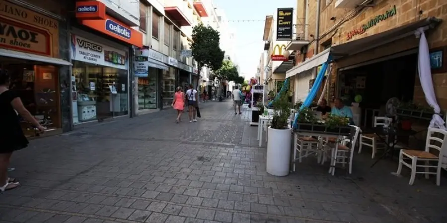 Επαναλειτουργία των καταστημάτων - Τι ερωτηματικά προκύπτουν