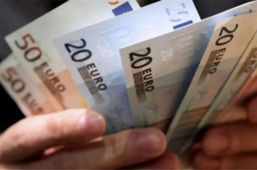 Στον αέρα η Οδηγία της ΕΕ για επαρκείς κατώτατους μισθούς