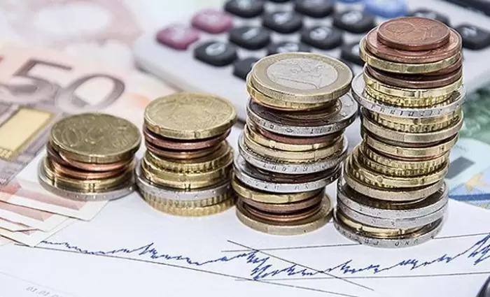 Αύξηση κατά €176,3 εκ. στις καταθέσεις τον Αύγουστο 